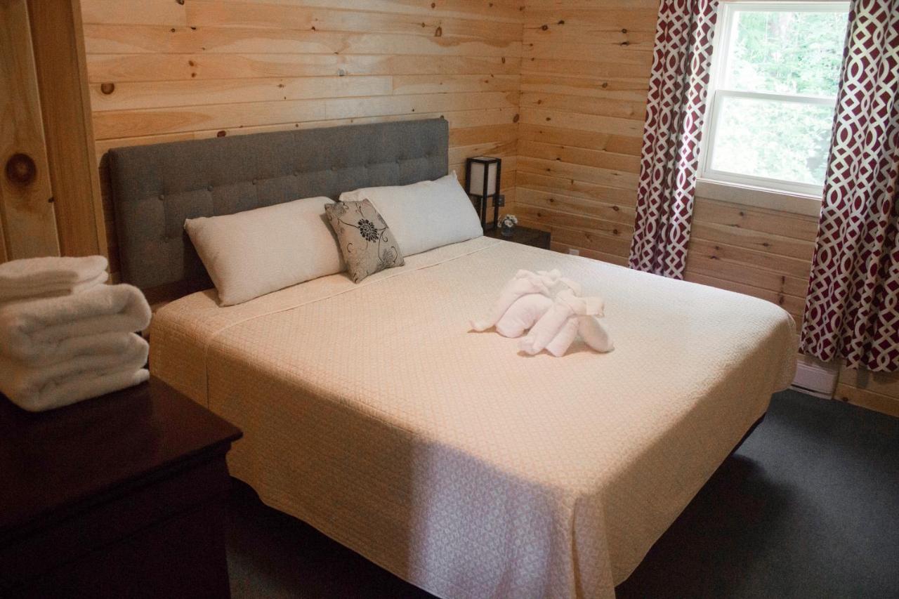 Hidden Acres Cottages Cavendish Eksteriør bilde