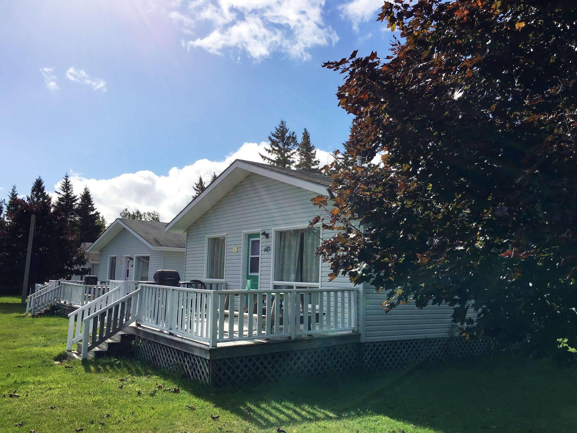 Hidden Acres Cottages Cavendish Eksteriør bilde