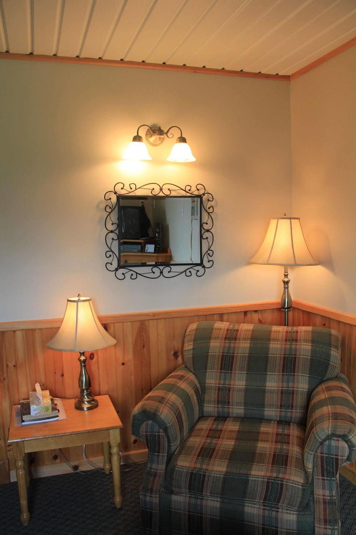 Hidden Acres Cottages Cavendish Eksteriør bilde