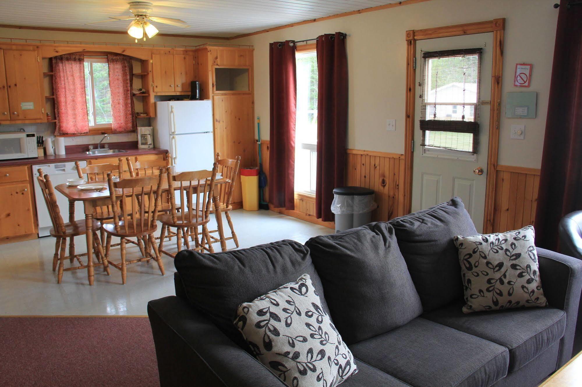 Hidden Acres Cottages Cavendish Eksteriør bilde