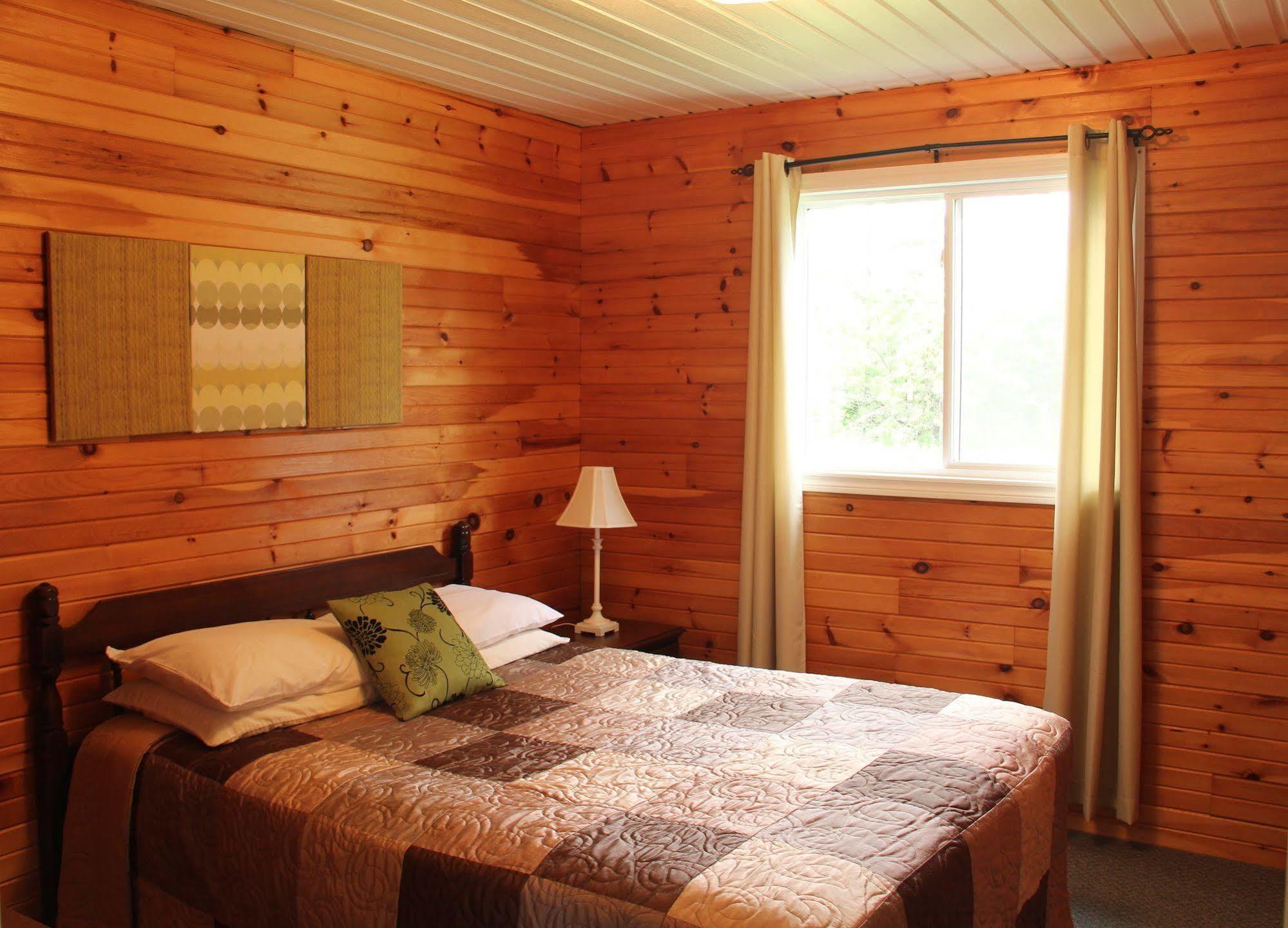 Hidden Acres Cottages Cavendish Eksteriør bilde