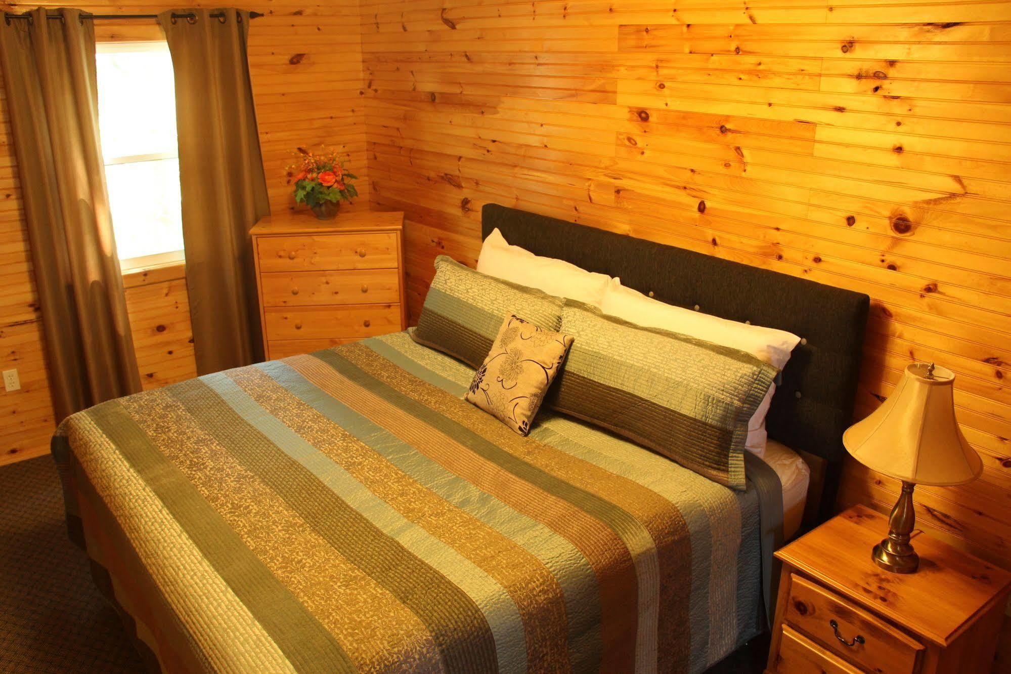 Hidden Acres Cottages Cavendish Eksteriør bilde