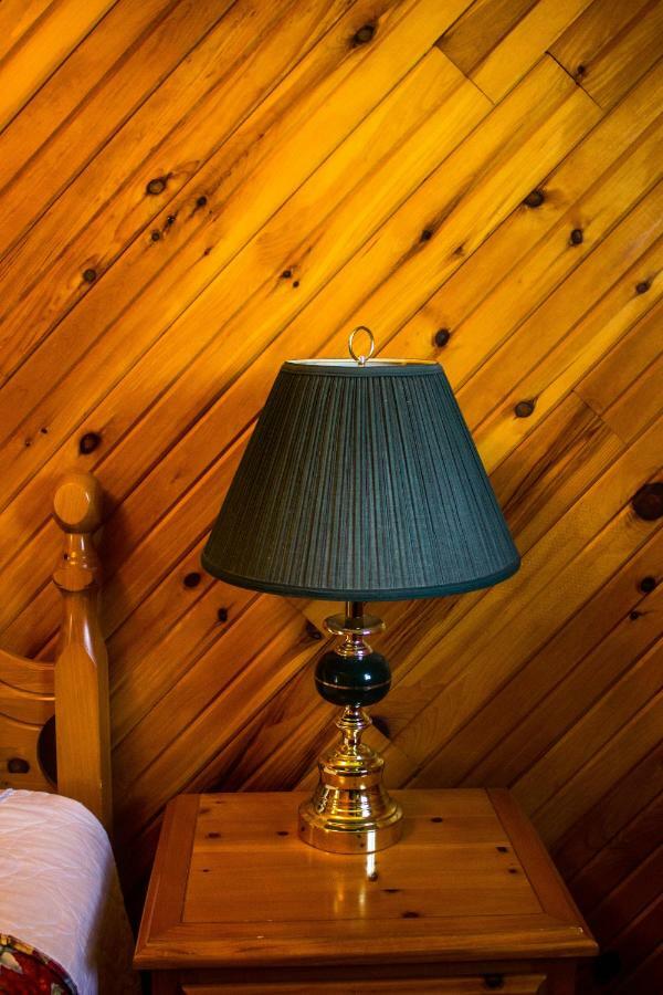 Hidden Acres Cottages Cavendish Eksteriør bilde